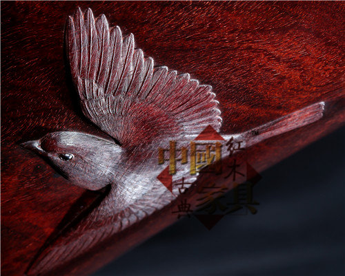 7、皴皮老枝上的小雀，無不動(dòng)象十足_看圖王