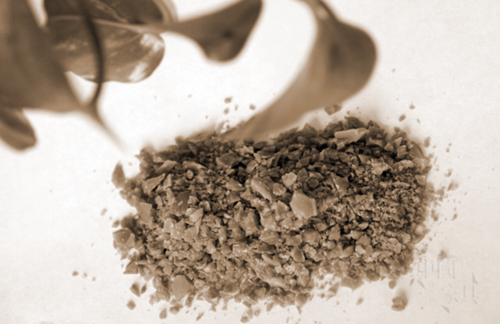 01 熬好的豬鰾膠（圖片提供 高勇）_副本_副本_副本