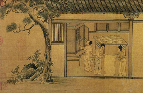 6、南宋佚名《蠶織圖》中一處畫面，描繪的是一位村婦正將蠶絲織物放入長桌上的櫥內(nèi)。_副本_副本